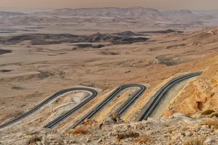 Acquisto della Vignetta Autostradale Svizzera 2024 - Scopra il Comfort della Rete Autostradale Svizzera!