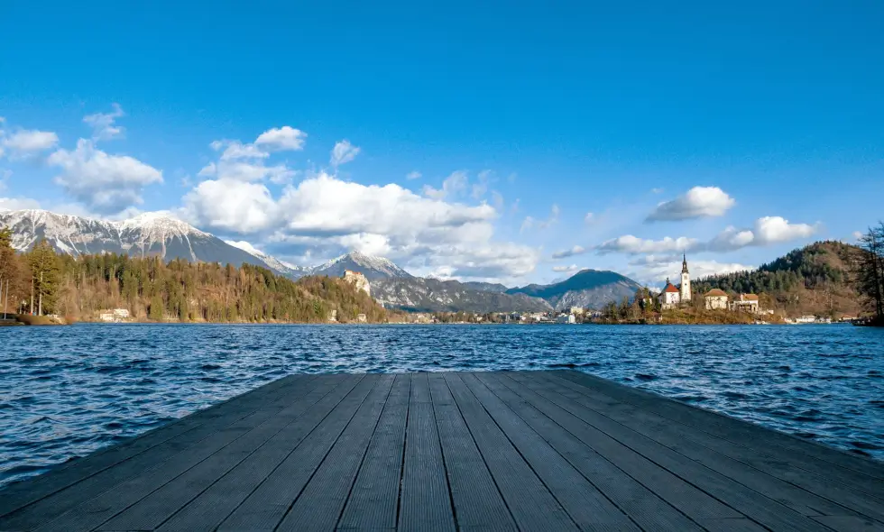 Автомобільні пригоди у Словенії: напрямки, доступні через автомагістралі з віньєткою